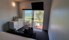 Kallangur resort with accommodation