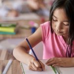 Dentro de la pantalla: El impacto real de la educación en línea en los estudiantes
